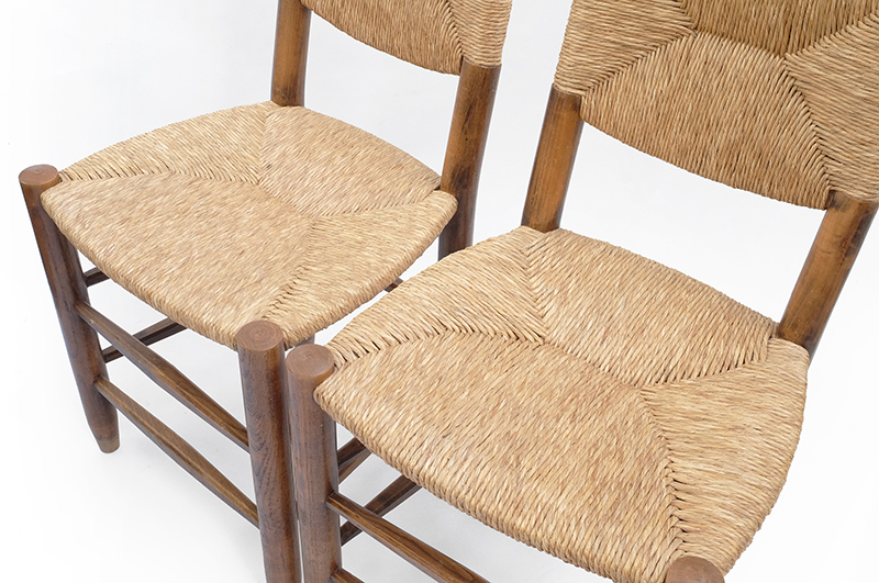 Charlotte Perriand Chair No.19 pair | SOUP clozzet